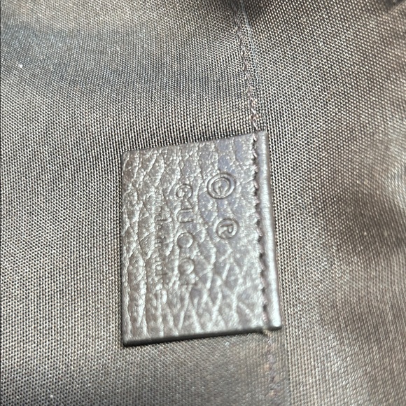 Gucci Beige and Black Monogram Wallet - Picture 7 of 8